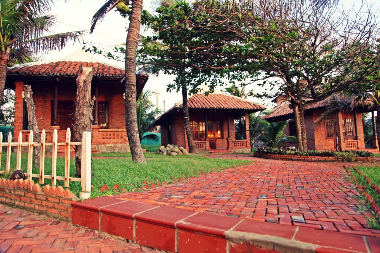 Blue Sailing Resort - Canh Buom Xanh Xom Tram Kültér fotó